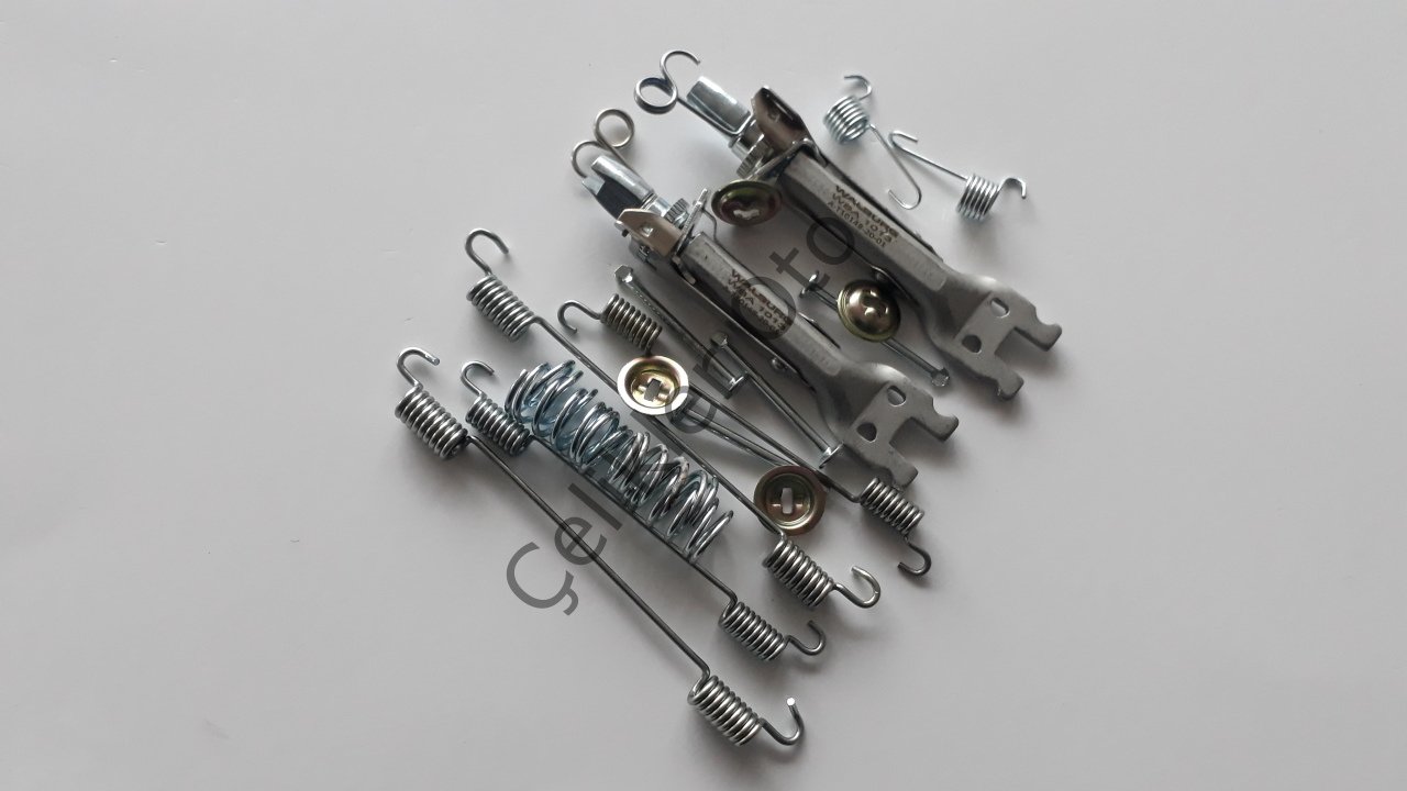 Arka Fren Lövye Yay Takımı Captur Clio 4 Dokker Lodgy 7701208061