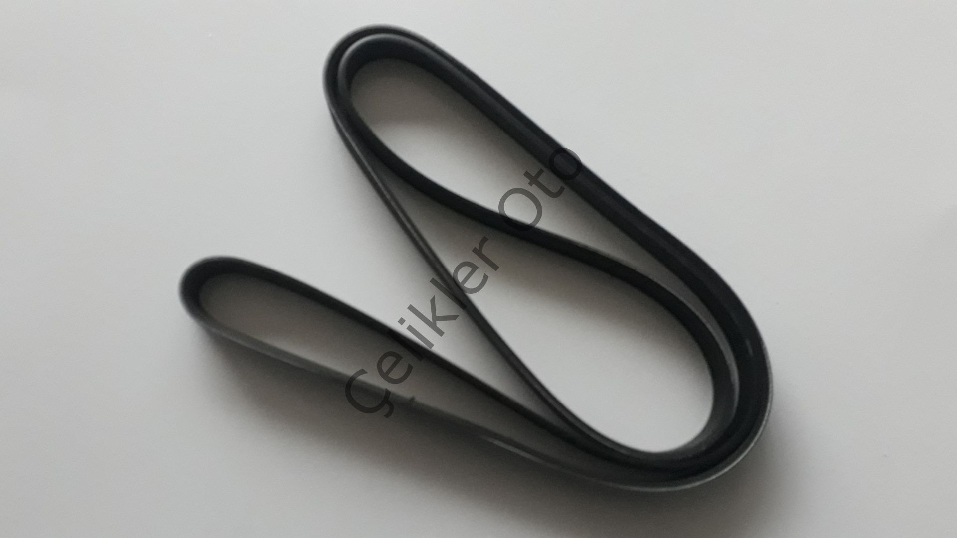 V Kayışı Alternatör Clio Megane Laguna 1,4 1,6 16V 8200833541