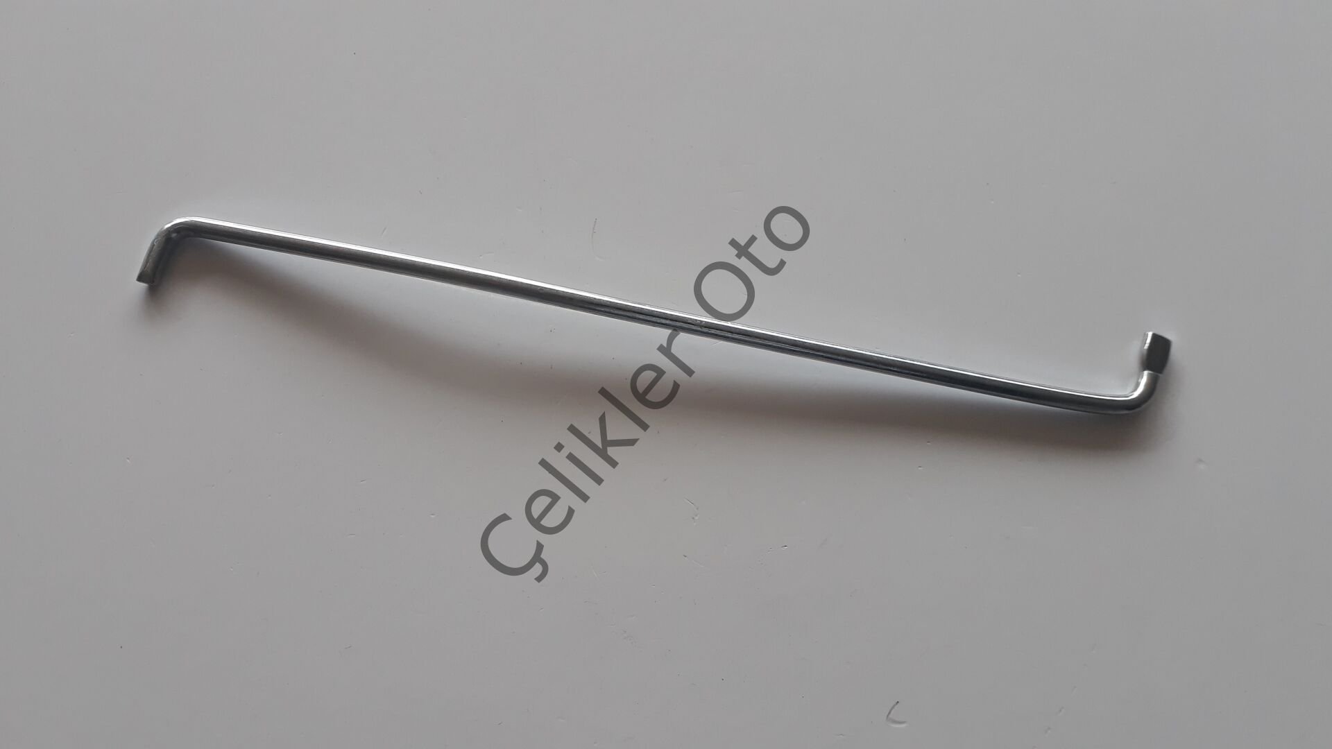 Kaput Dayama Çubuğu Megane 2 8200017091