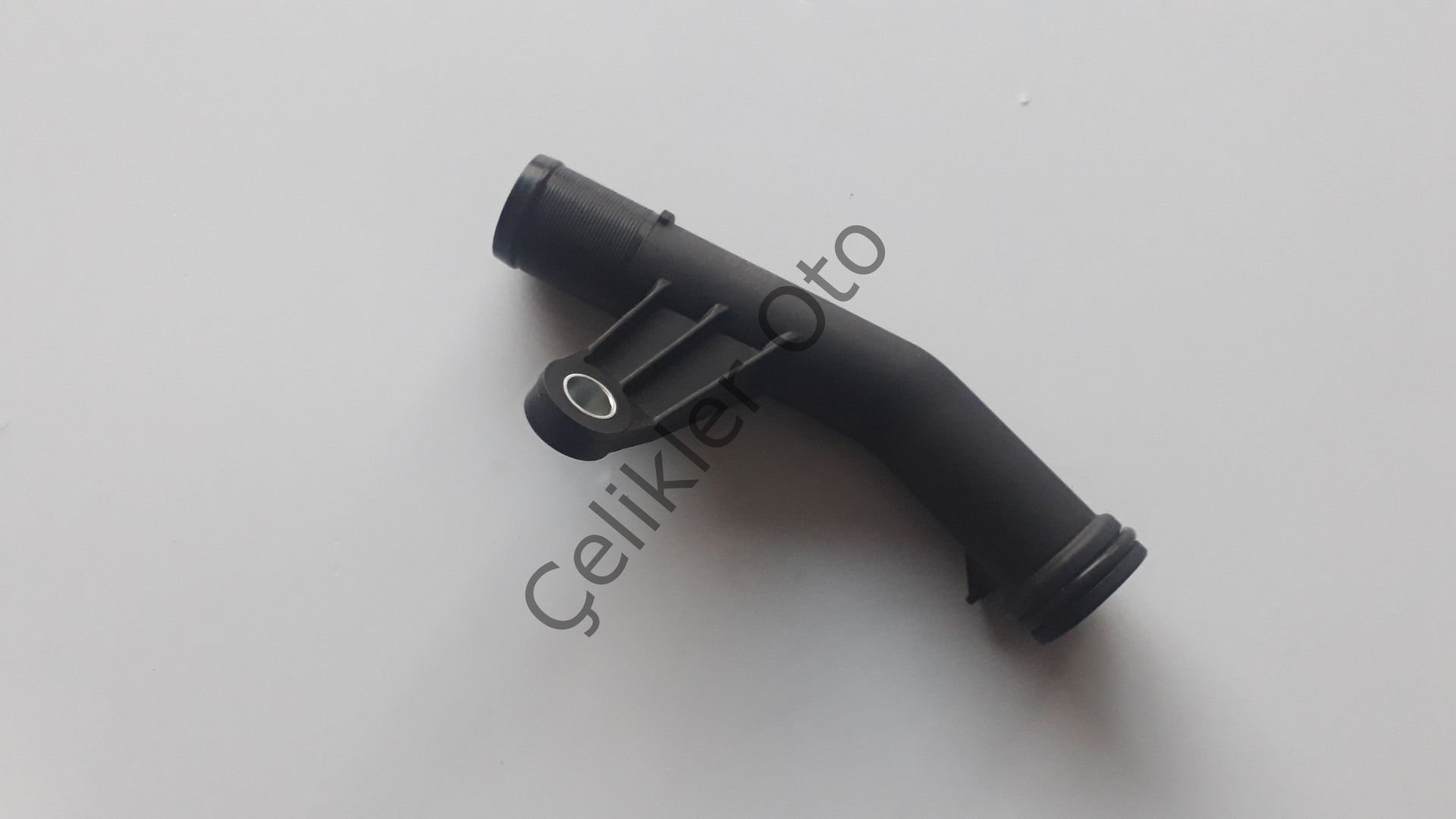 Devirdaim Blok Su Soğutma Borusu Kango Megane Laguna F3P F3R F8Q 8200713678