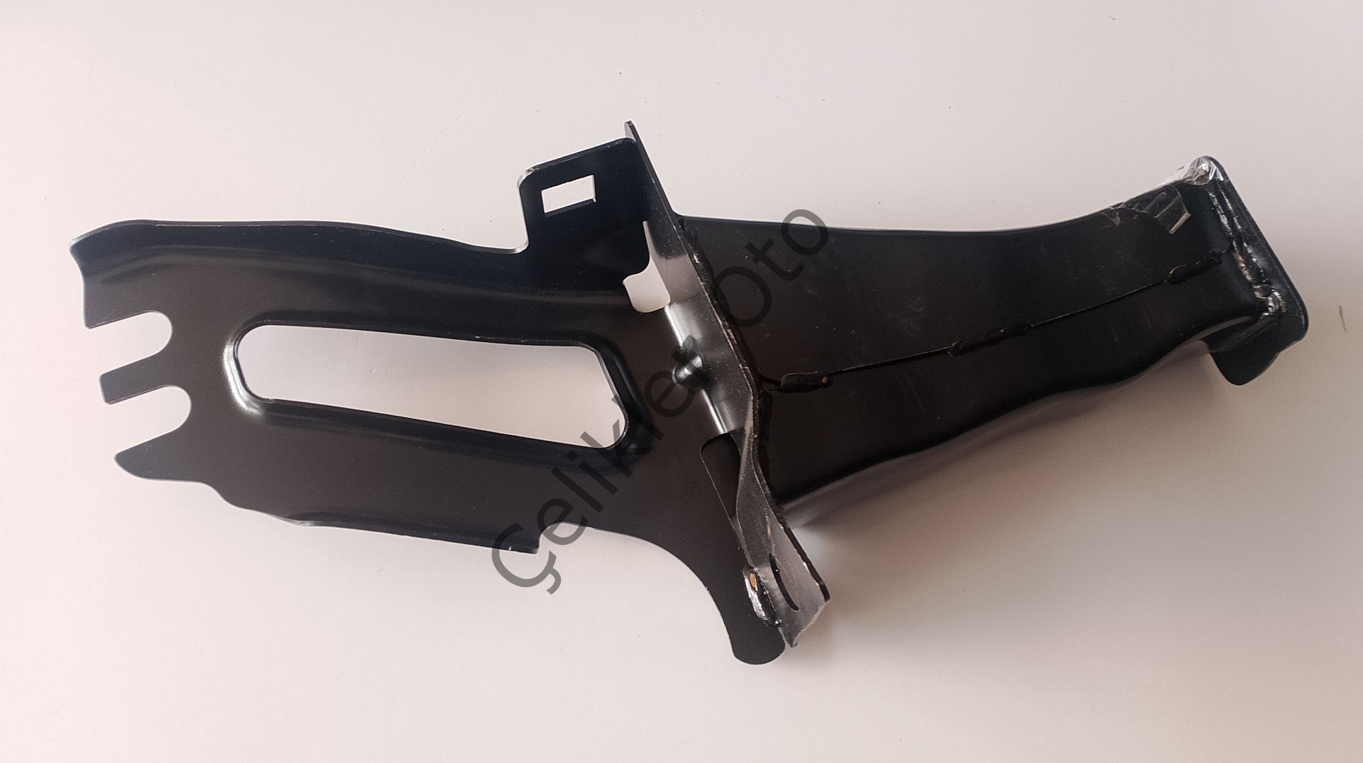 Sağ Ön Tampon Demiri Bağlantı Ayağı XC60 31329436