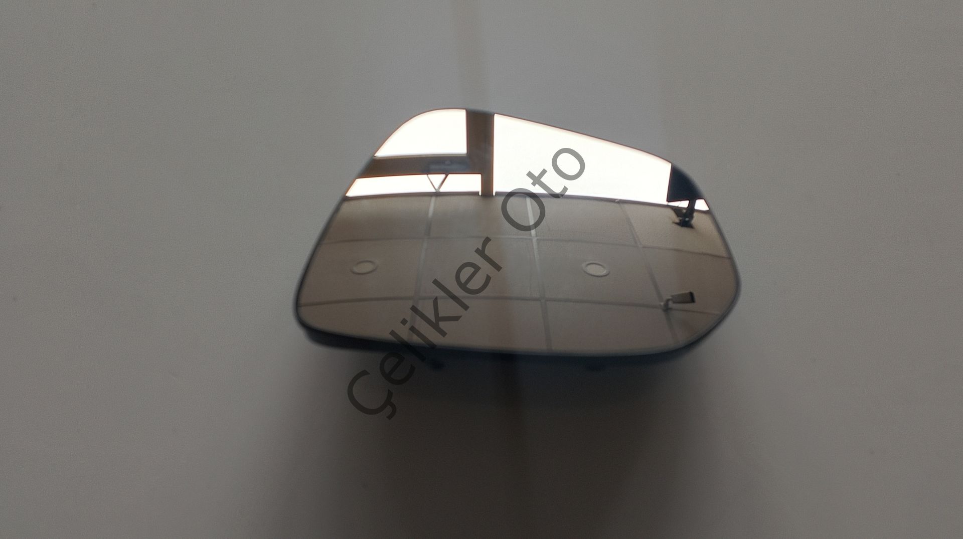 Sol Ayna Camı Duster Sol Elektrikli 2018->963666560R