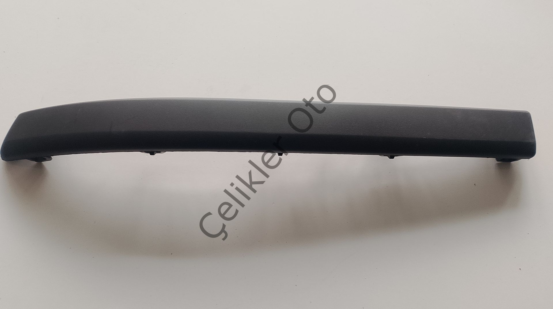 Sol Ön Tampon Bandı Clio 3 2005->7701208686