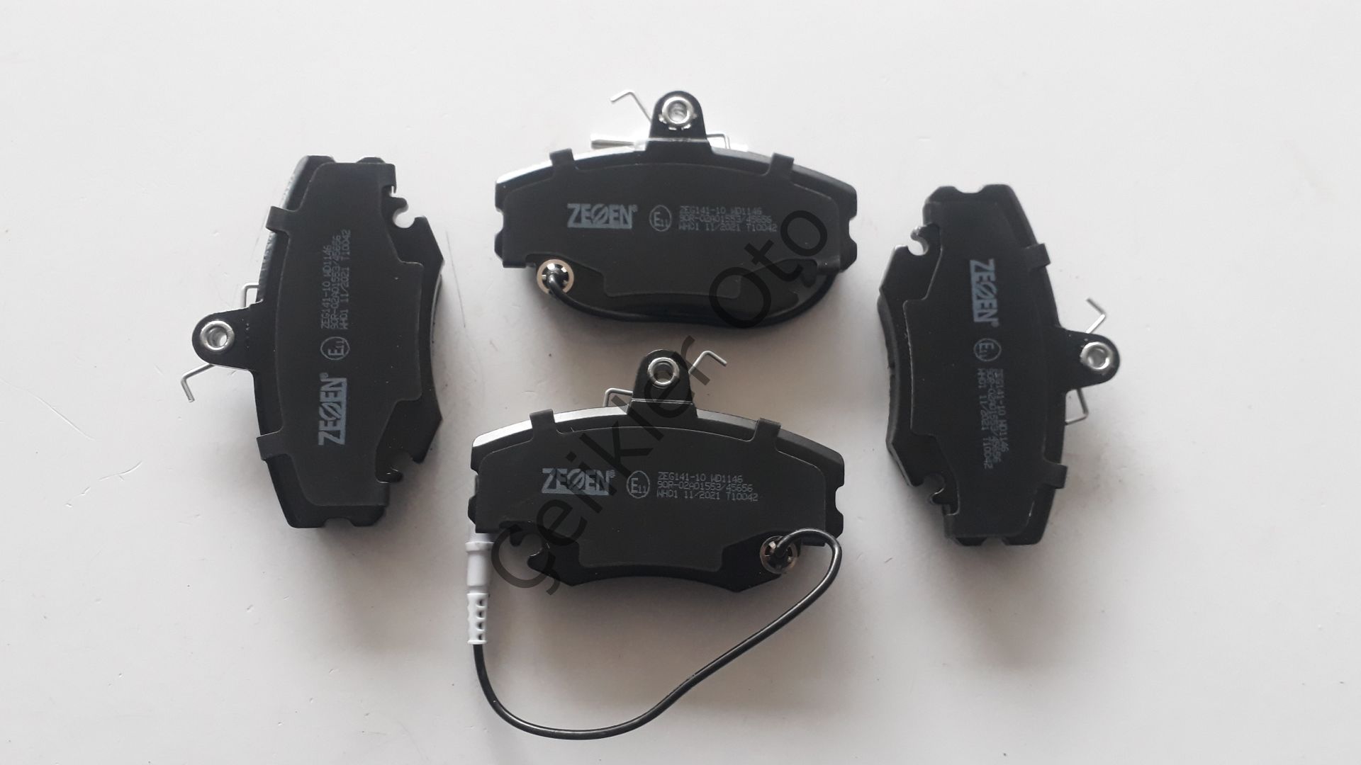 Ön Fren Balatası R9 R19 Clio Logan Megane Sandero 7711130071