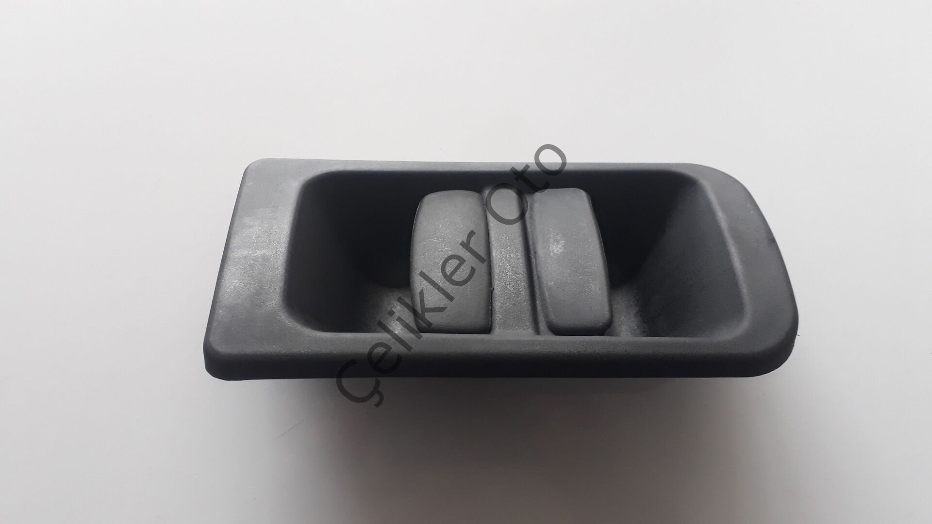 Sağ Sürgülü Dış Kapı Kolu Master 2 8200856290