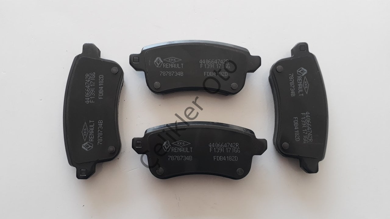 Arka Fren Balatası Latıtude Fluence Megane 3 Scenic 3 Elektrikli 440603885R