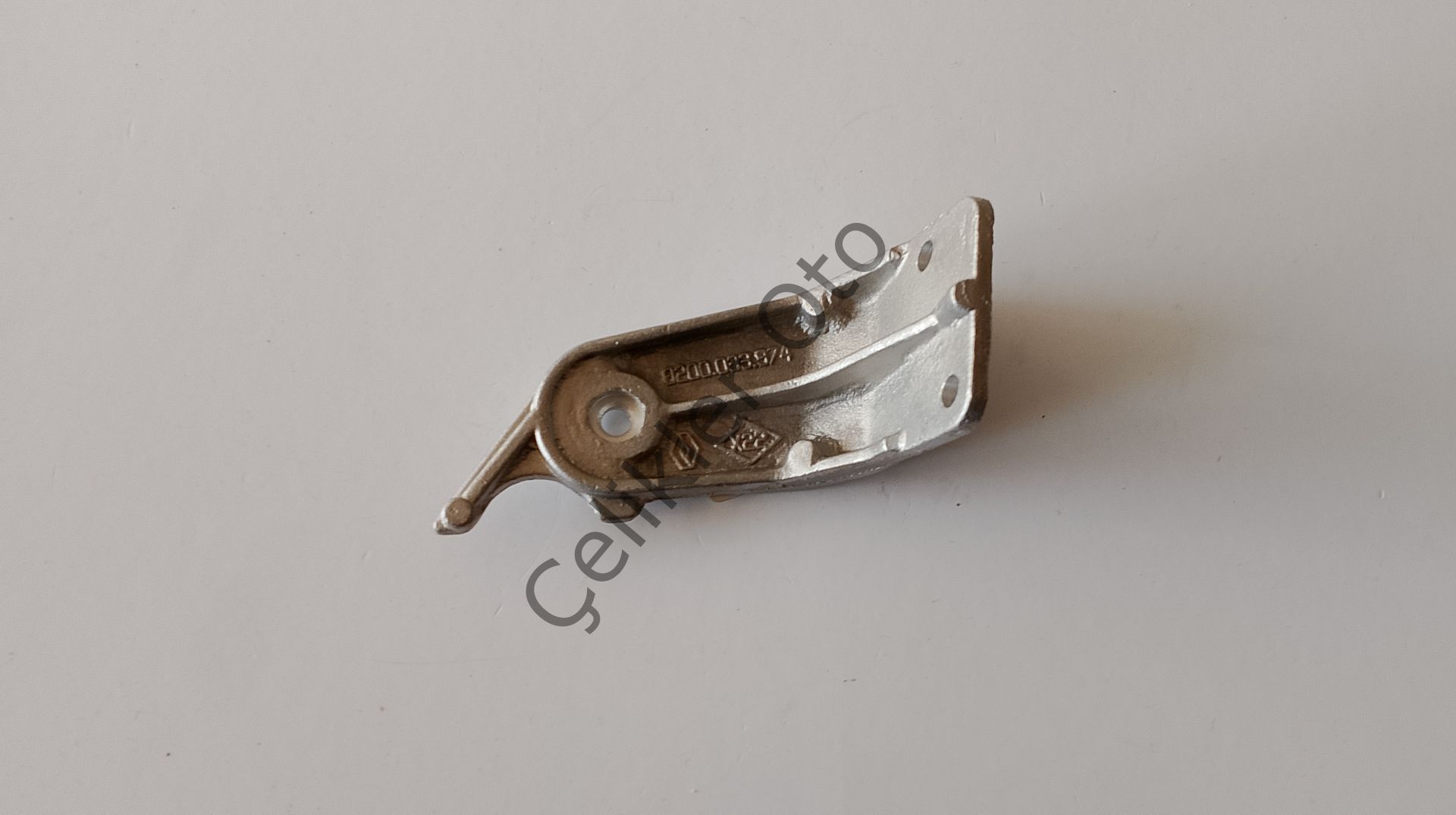 Trafik 2 Klima Termoplanjör Ayağı 8200033974