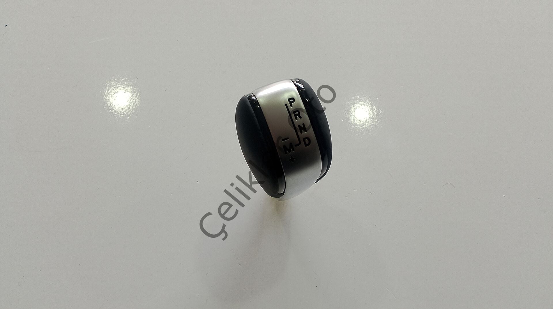 Vİtes Topuzu Megane 4 Talisman Kadjar 328652311R