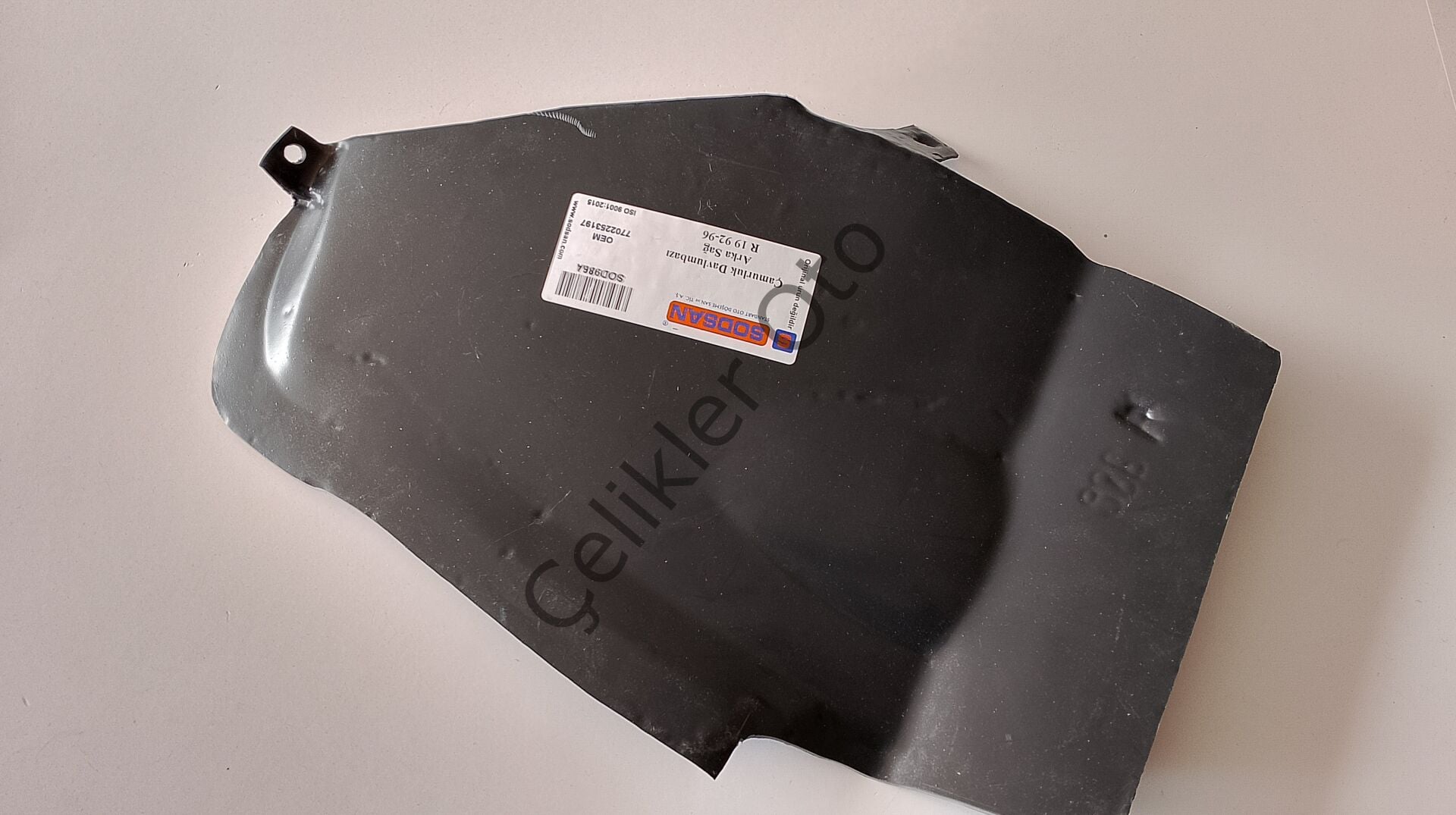 Sağ Arka Çamurluk Davlumbazı Renault R19 7702253197