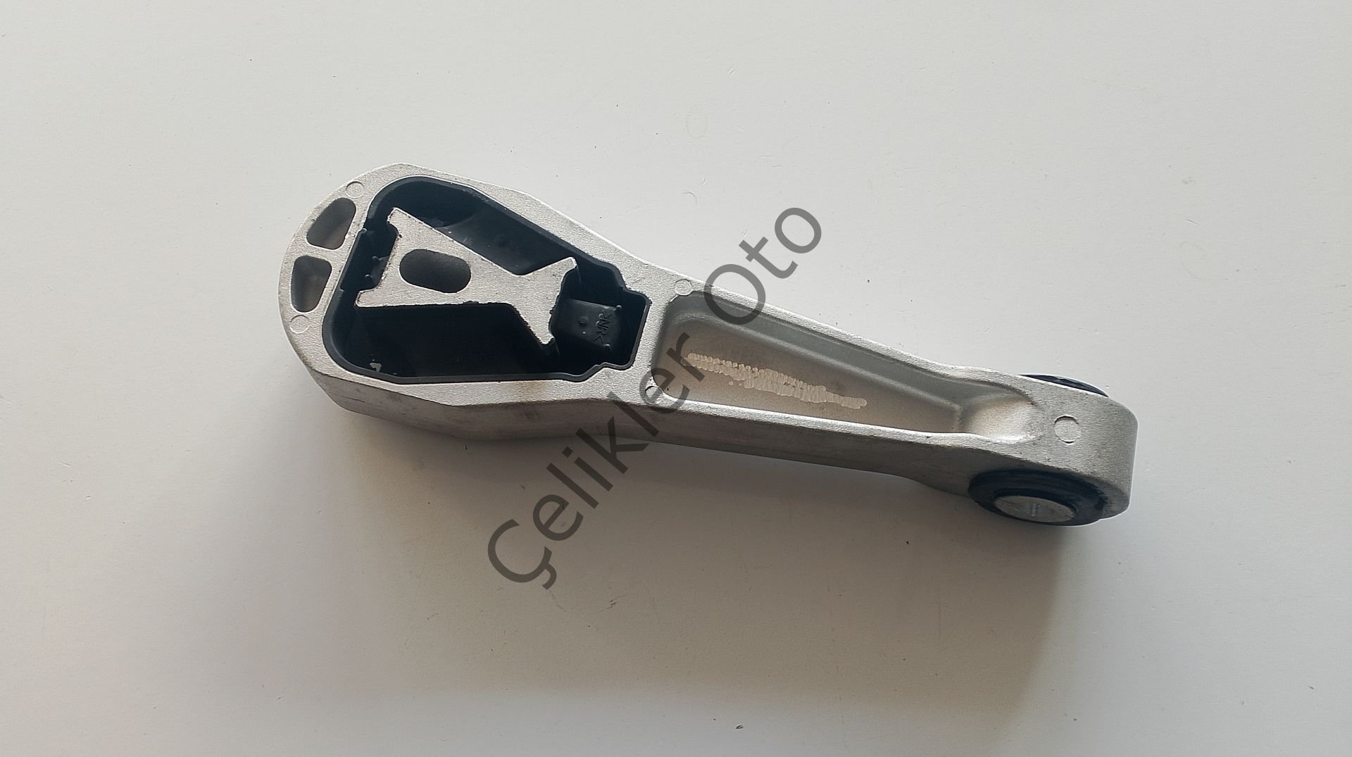Sağ Üst Motor Takozu Tork Kulak V40 2015->31359642
