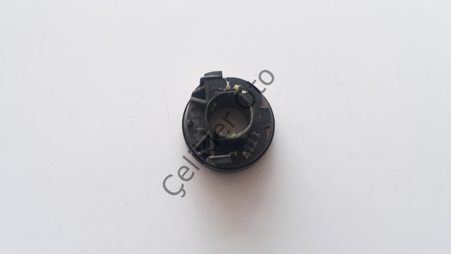 Debriyaj Rulmanı Bilyası Logan Sandero 305027561R