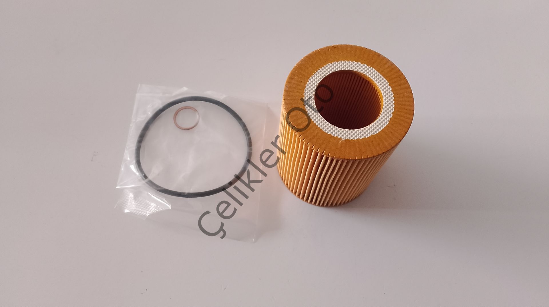 Yağ Filtresi XC60 XC70 XC90 S60 V60 S80 V70 3,0 30750013