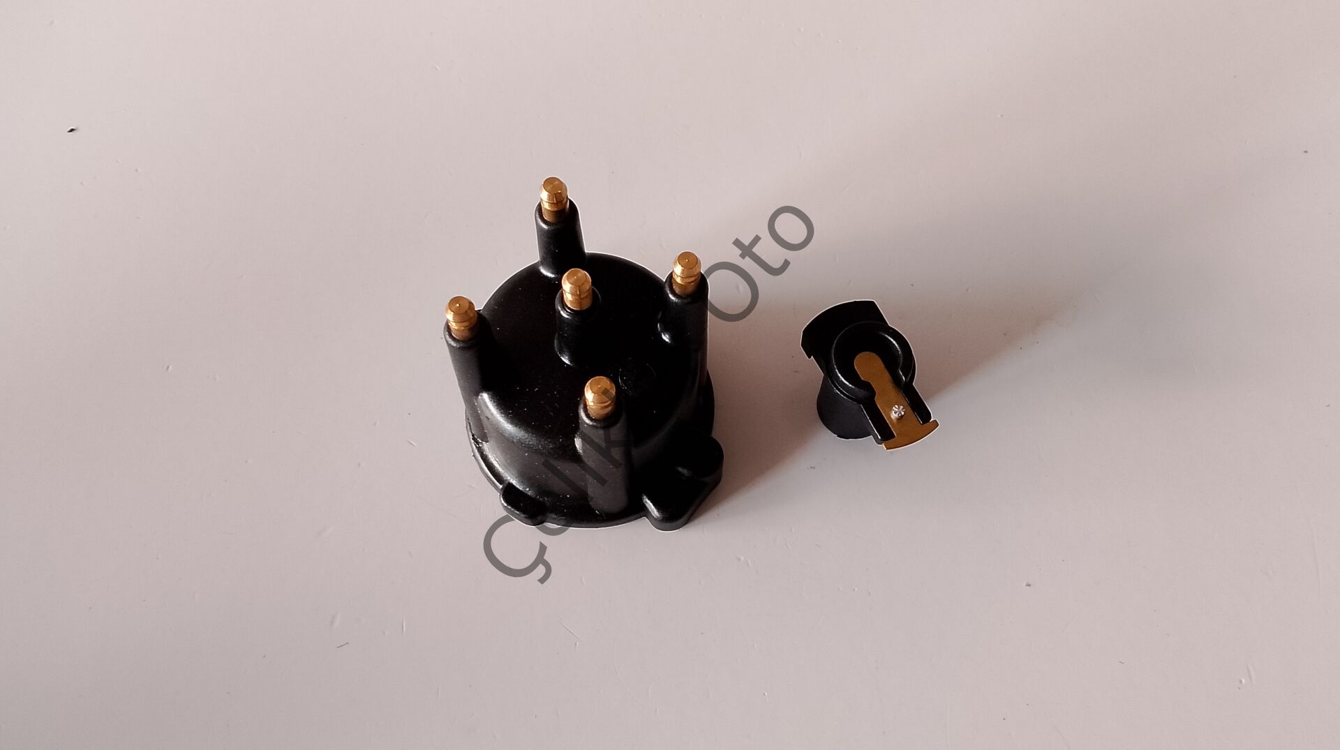 Distribütör Kapağı+Tevzi Makarası R19 Clio Express 7701034946