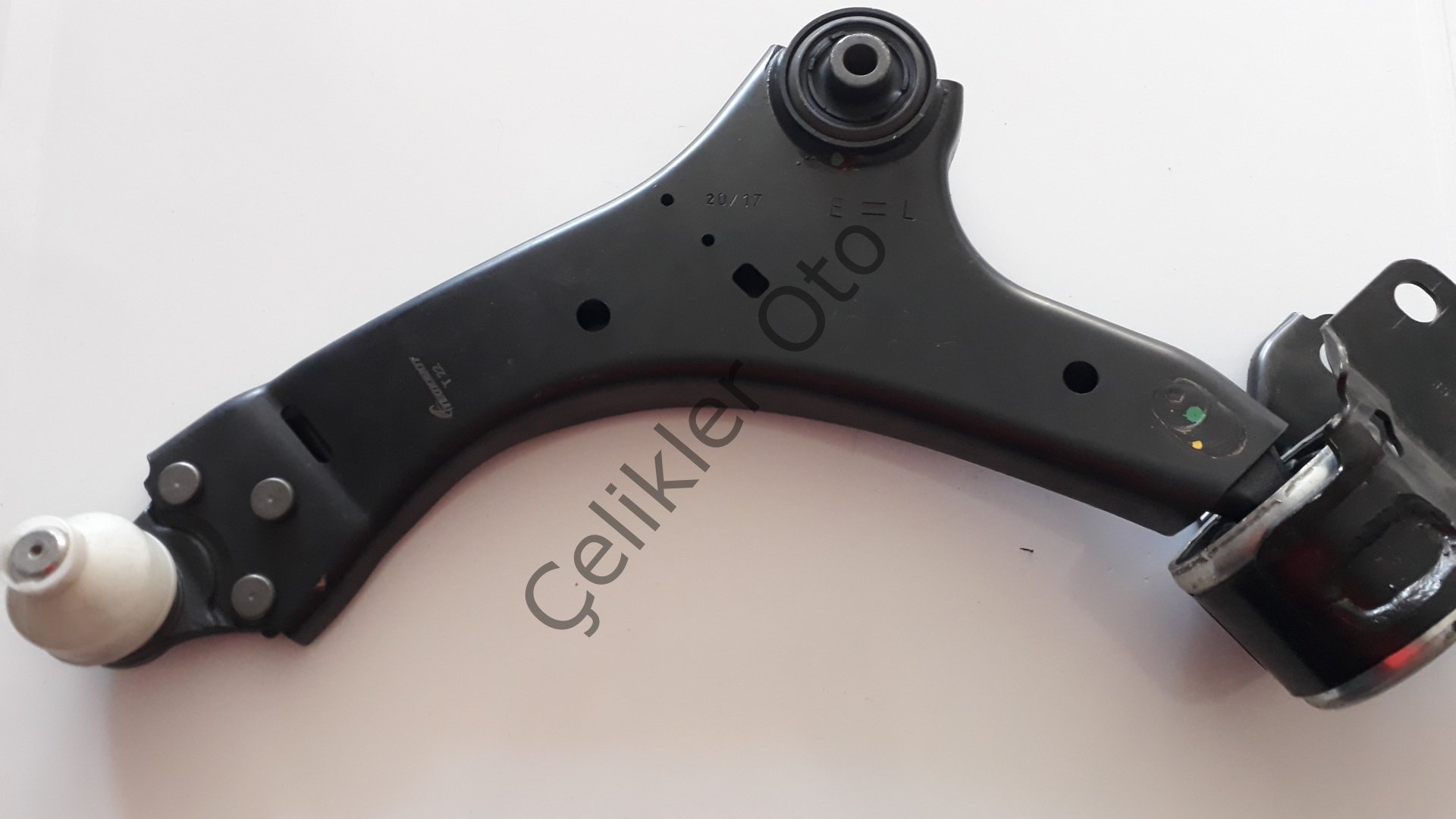 Sol Alt Tabla Salıncak XC70 2007->31277345