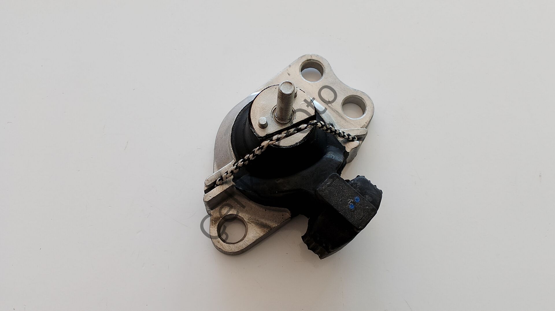 Motor Takozu Sağ Üst Clio Kango 1,5DCİ K9K 8200267625