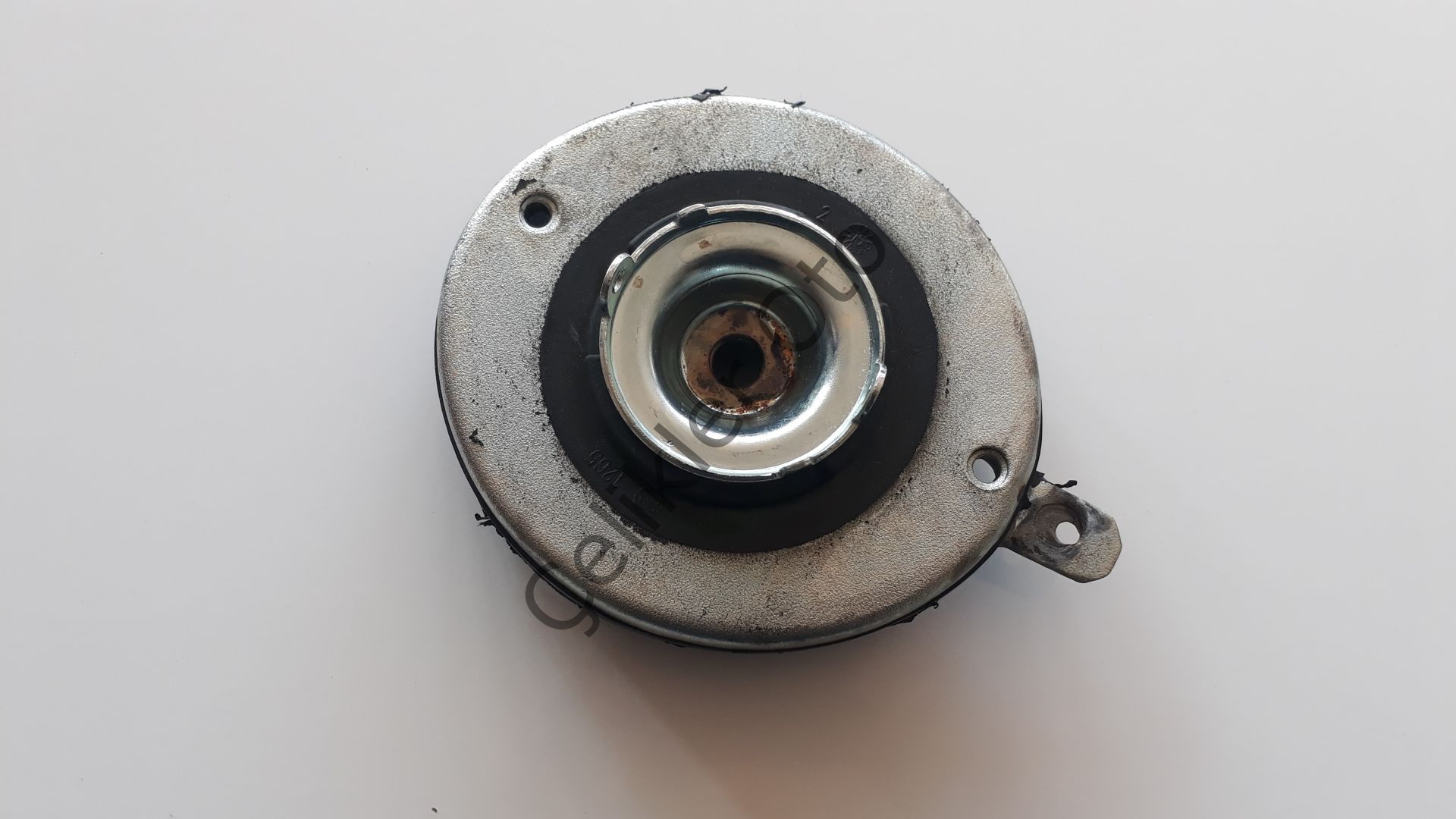 Ön Amortisör Üst Takozu R19 Megane 7702303052