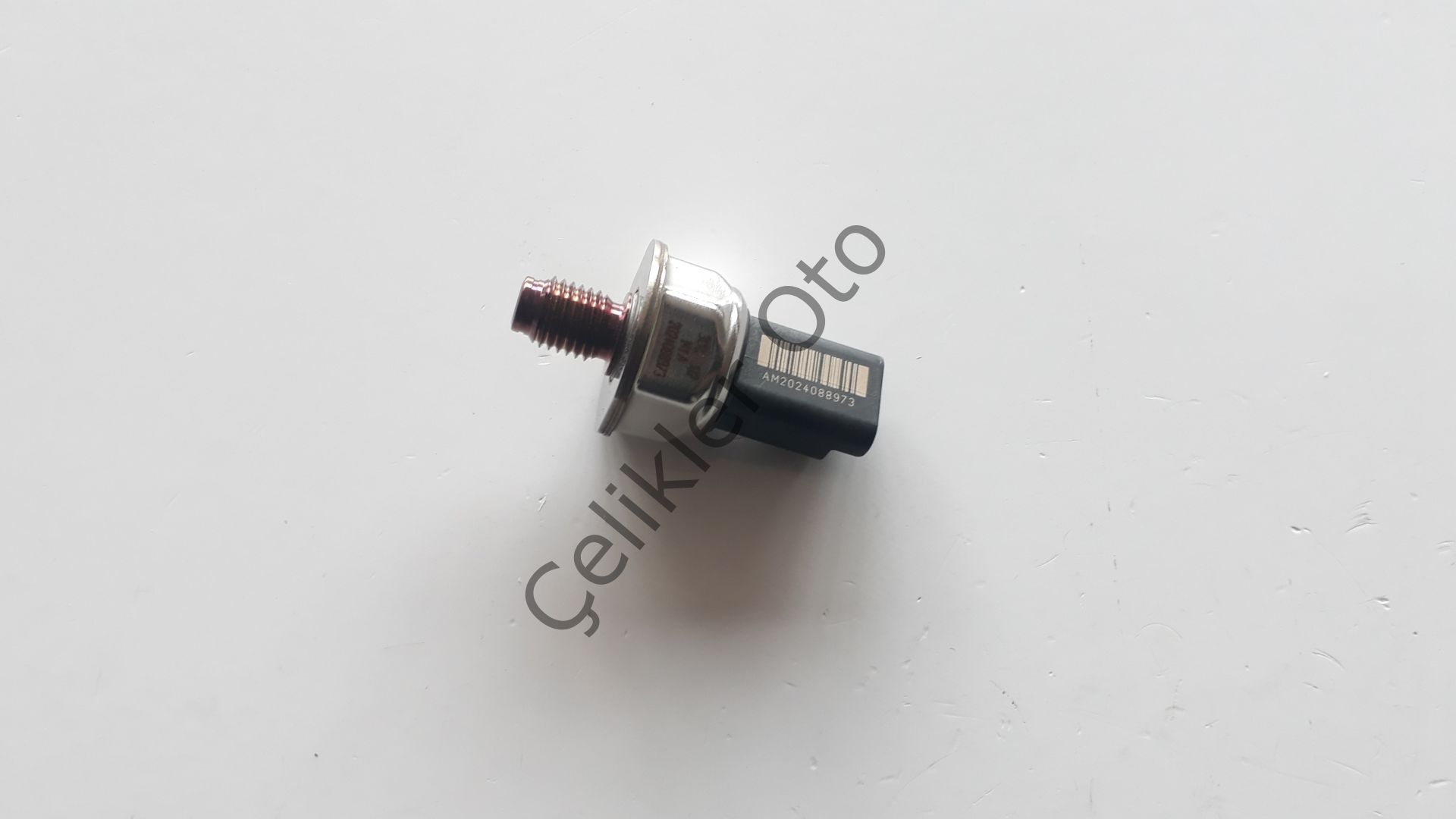 Mazot Dağıtıcı Rampa Müşürü Clio Kango Megane 1,5DCİ K9K 8200584032