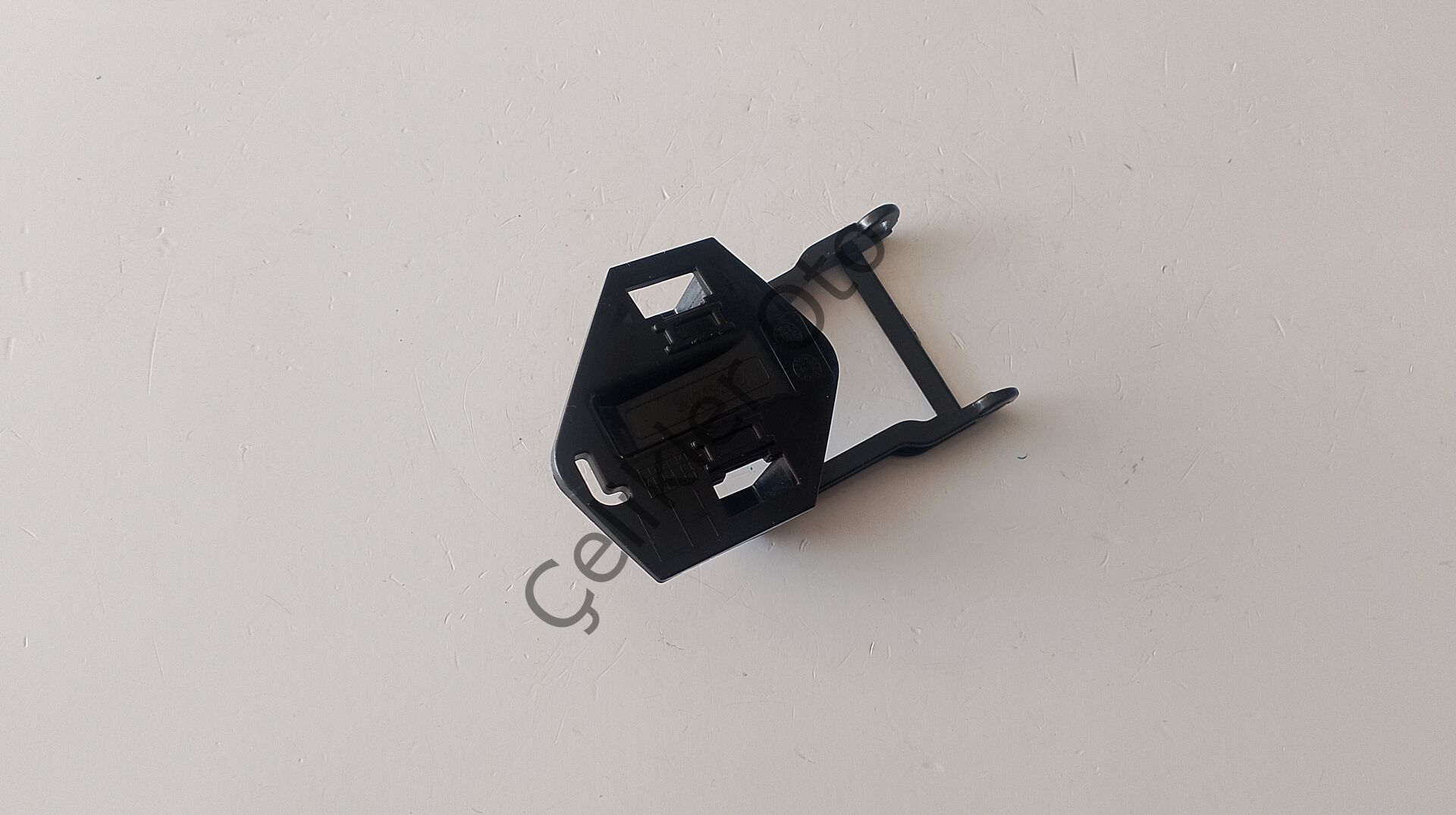 Sol Far Yıkama Menteşesi Ayağı XC90 2016->31353366