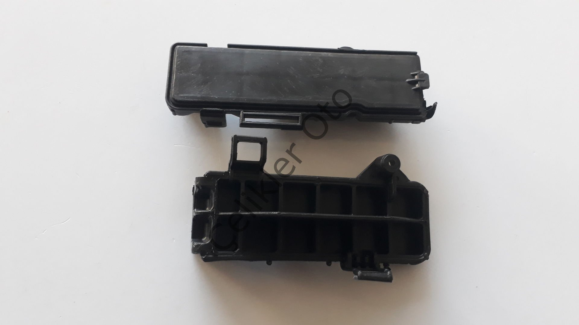 Polen Filtre Kapağı Clio 4 Logan Sandero 272767747R