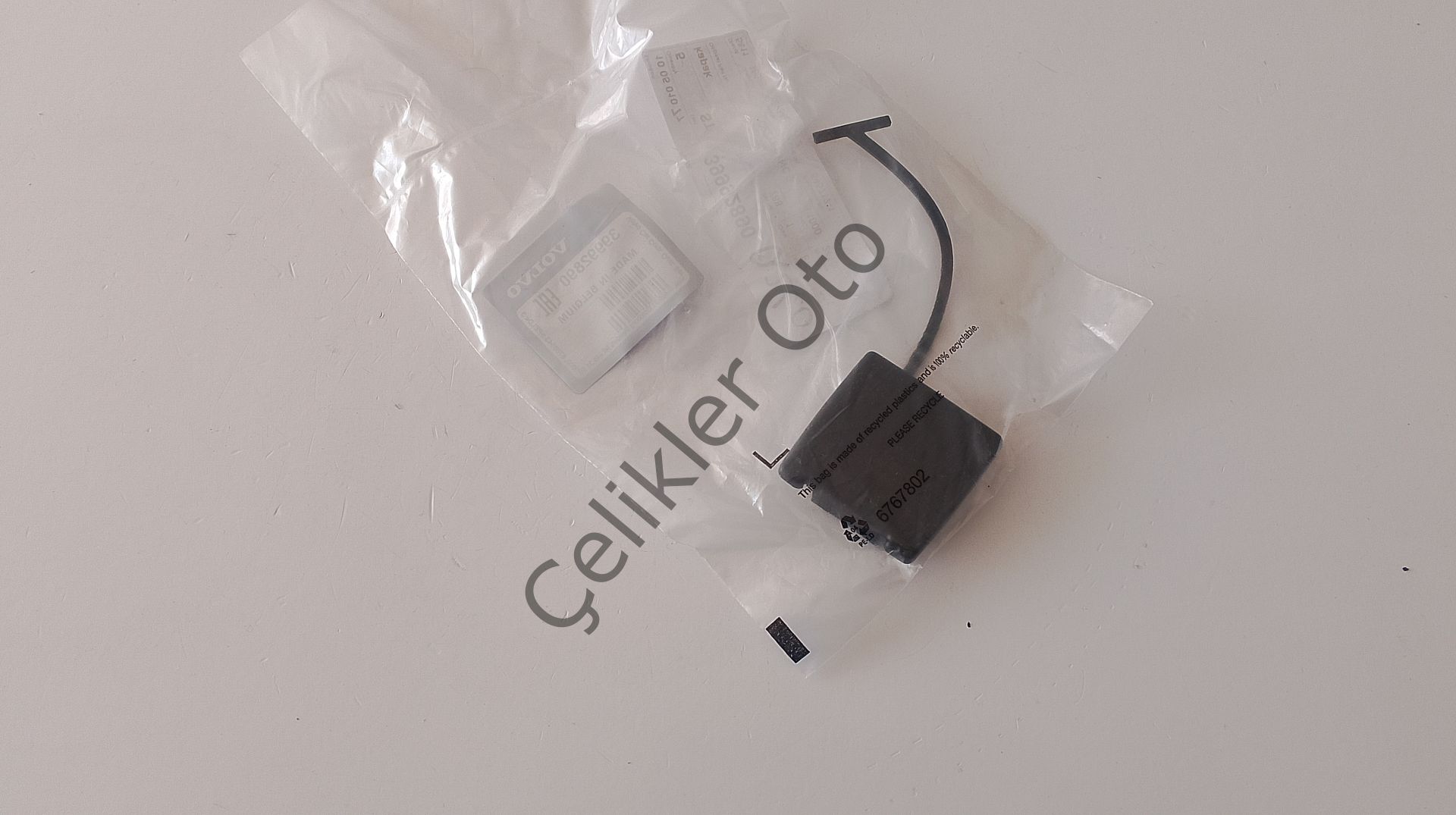 Arka Tampon Çeki Kapağı S40 V50 2004->2007 39992890