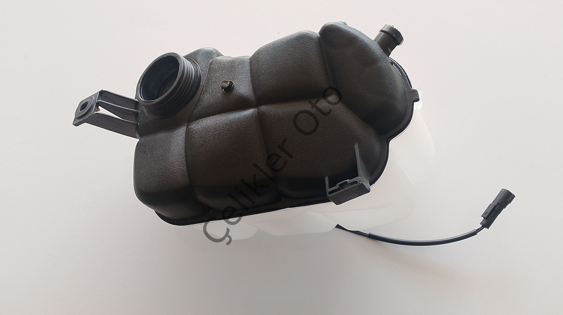 Radyatör Ek Deposu S60 V60 S80 V70 XC60 31439508