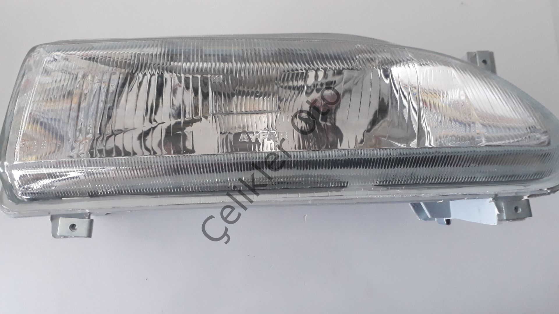 Sağ Far Renault R19 7702127386