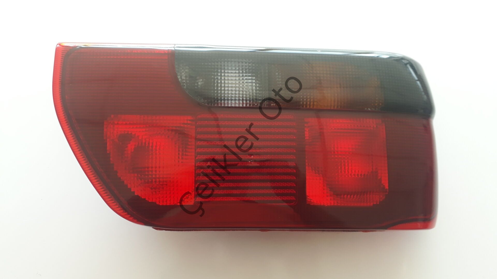 Sağ Stop Lambası Renault R9 1997->7702127173