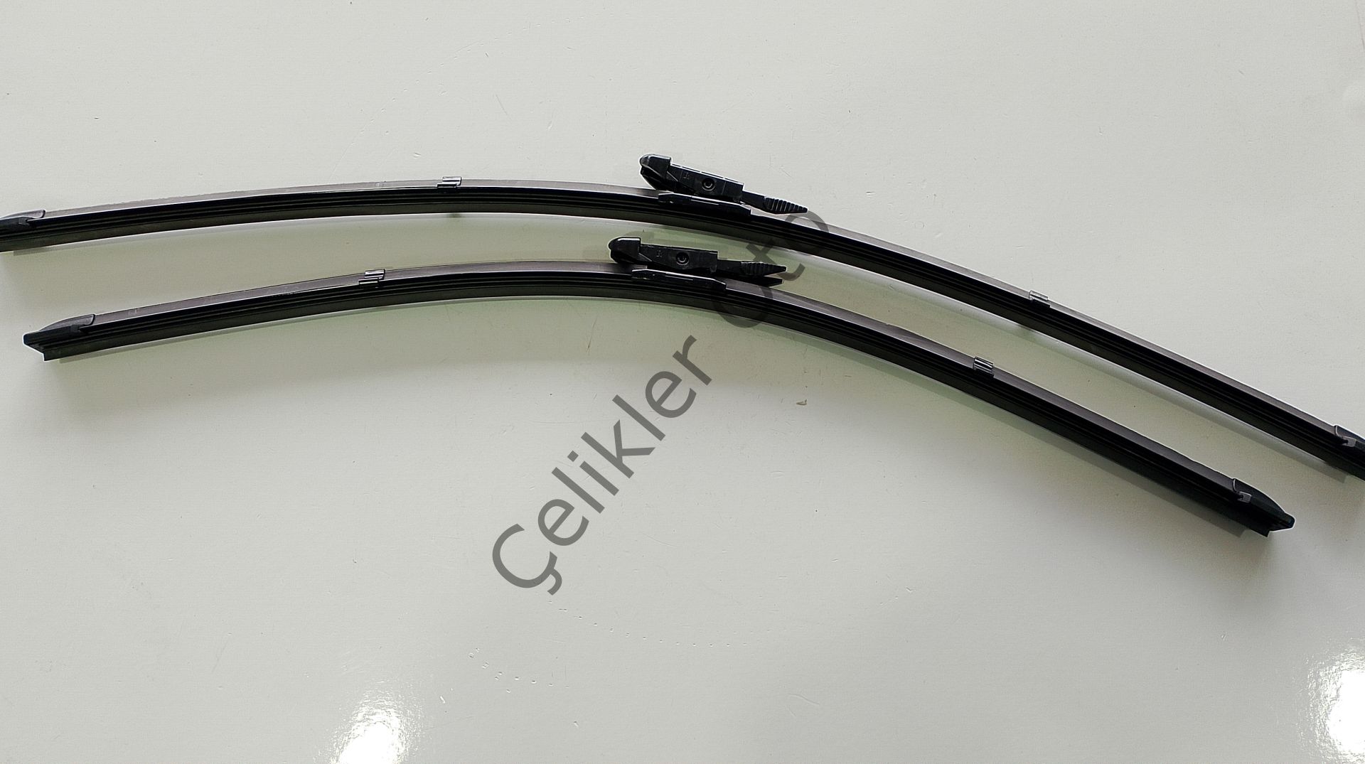 Ön Silecek Takımı S60 S80 V70 XC70 XC90 31301437