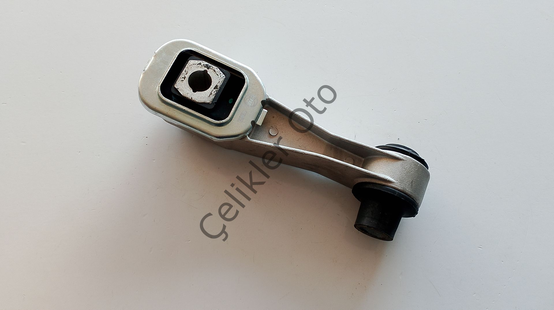 Sağ Motor Takozu Clio 3 Modüs 1,5Dci K9K 8200487916