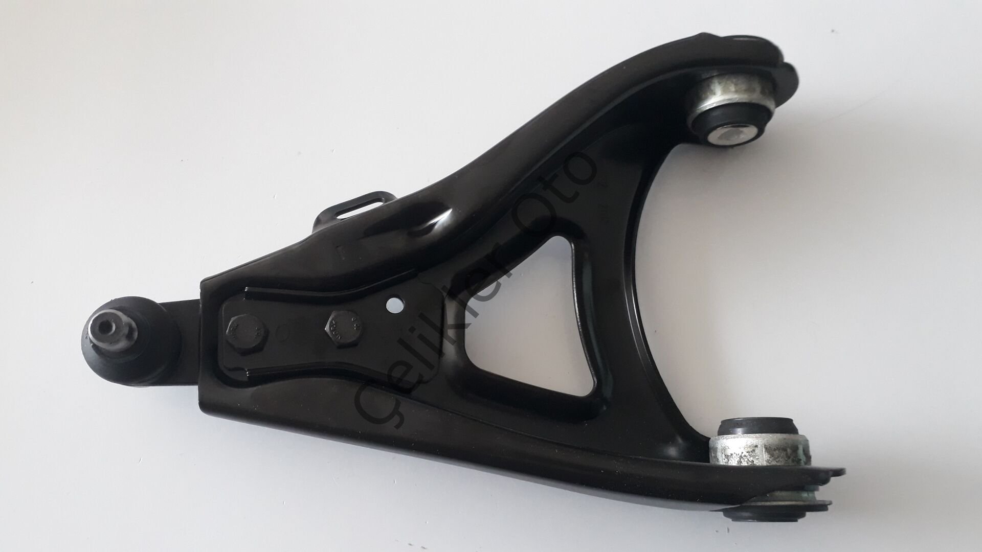 Sağ Alt Tabla Salıncak Clio Kango 7700313944