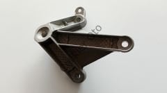 Motor Şanzuman Bağlantı Ayağı Kulağı Takozu Megane 2 Kango 3 8200043084