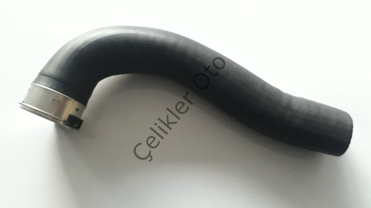 Turbo Hortumu Borusu Uç Master 2,3DCİ 8200730589