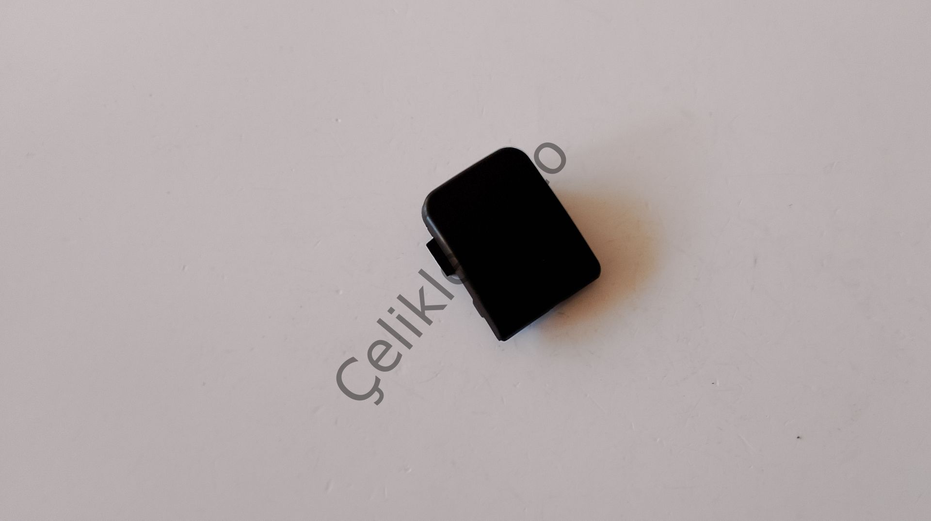 Arka Tampon Çeki Kapağı Renault Kango 3 2012->2017 8200499030
