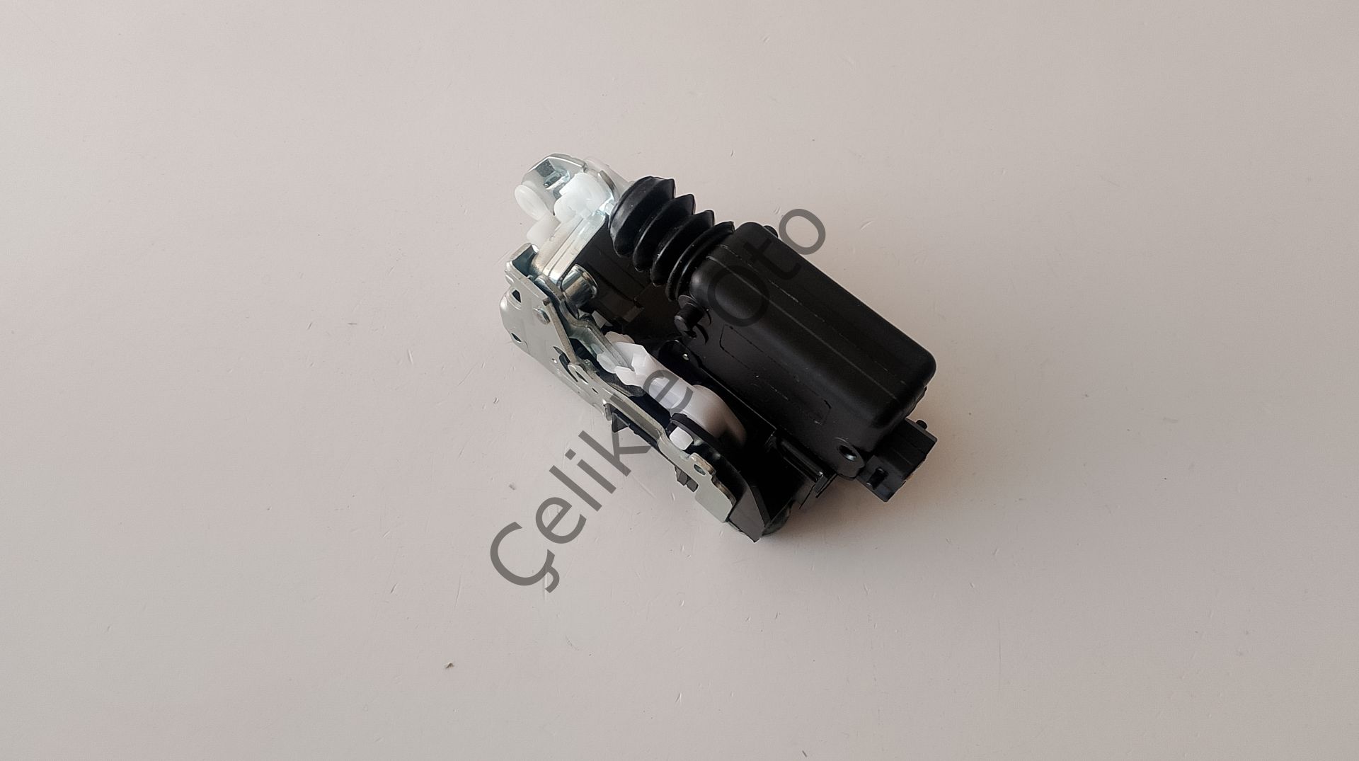 Sol Arka Kapı Kilidi Motorlu Dacia Logan 6001547512
