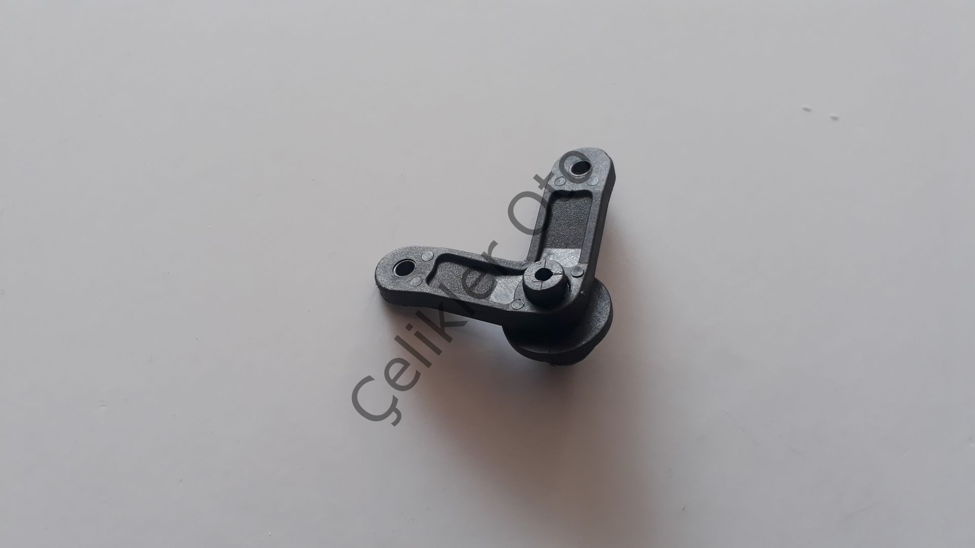 Kapı Kilit Parçası Renault R19 7700757804