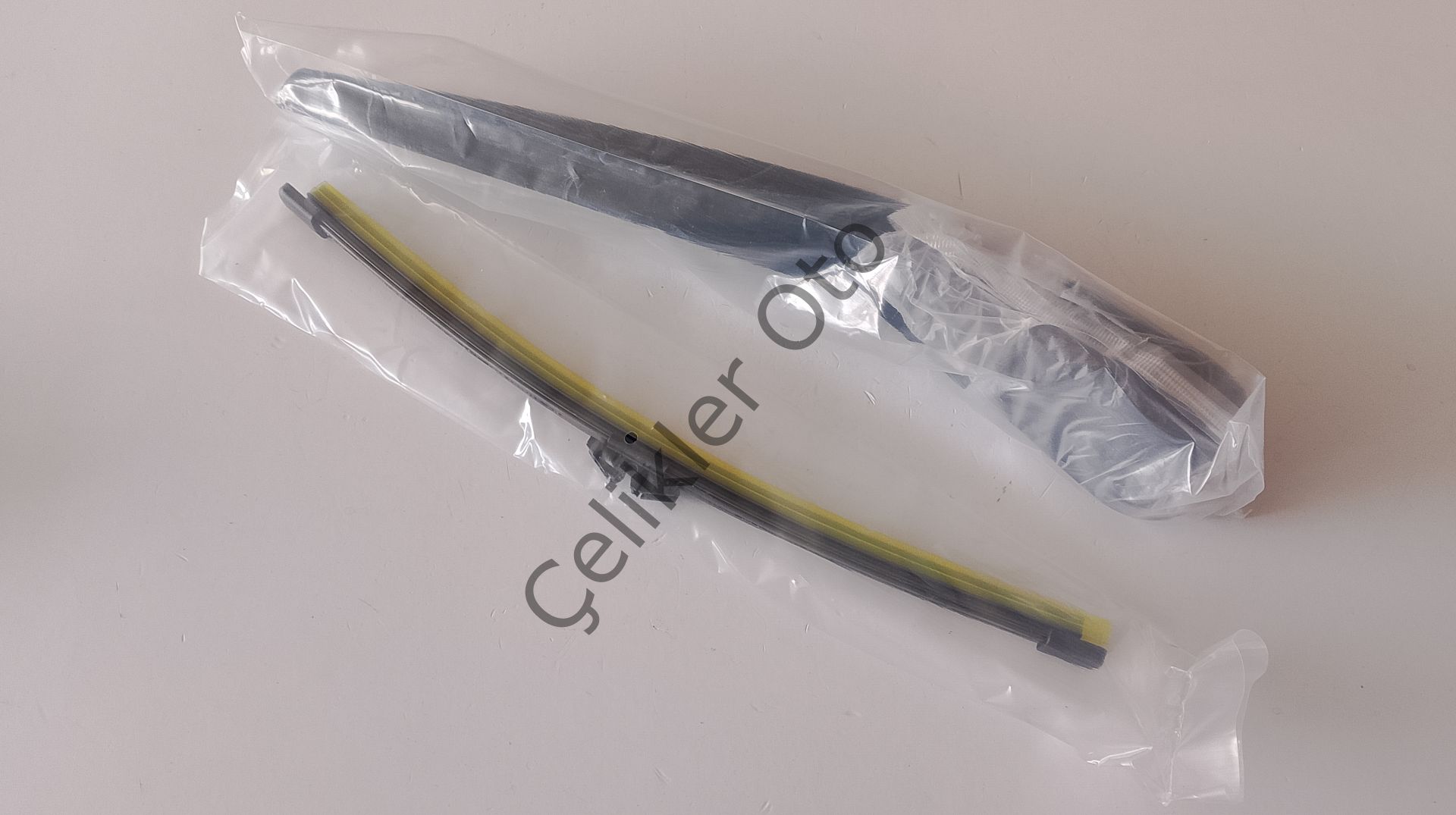 Arka Silecek Kolu+Süpürge V40 2013->