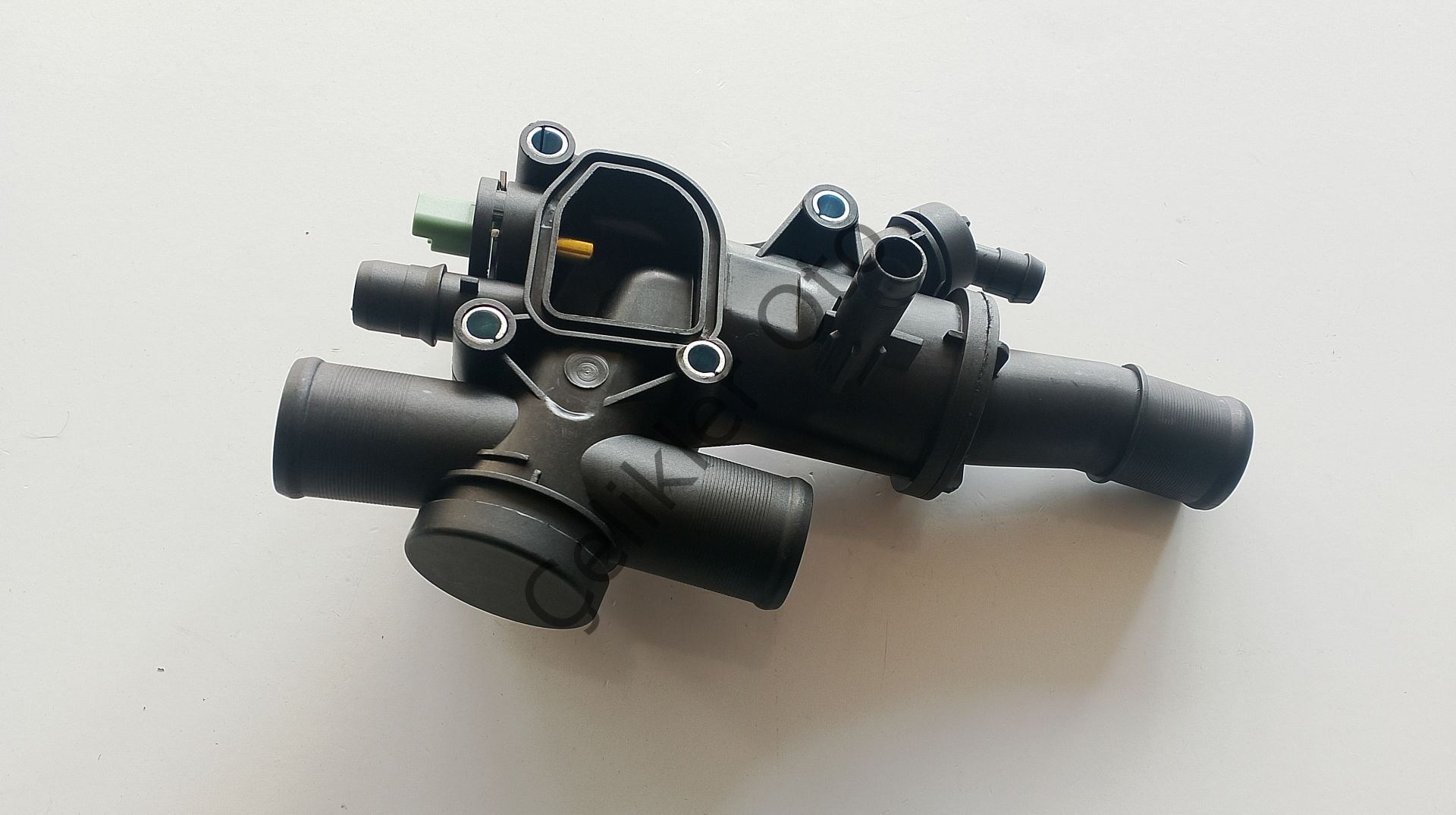 Termostat Yuvası S40 V50 V70 III C30 C70 S80 II 2,0Dizel 30725119