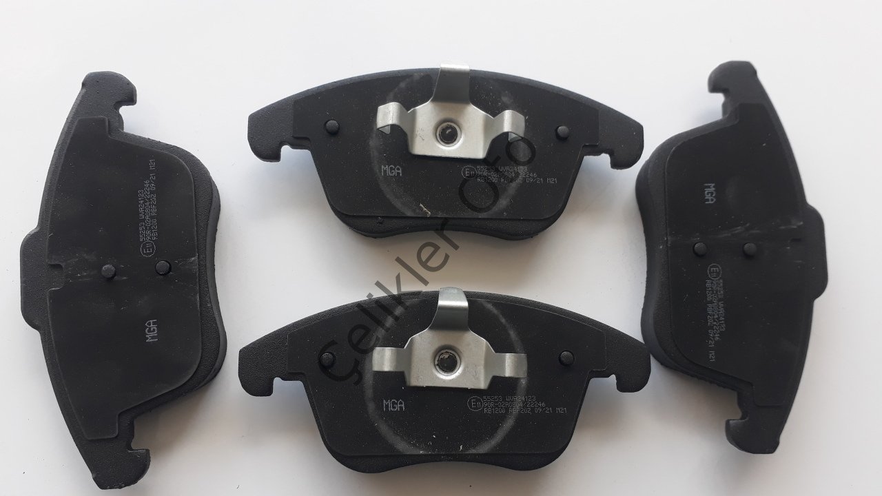 Ön Fren Balatası S60 V60 V70 XC70 30793941