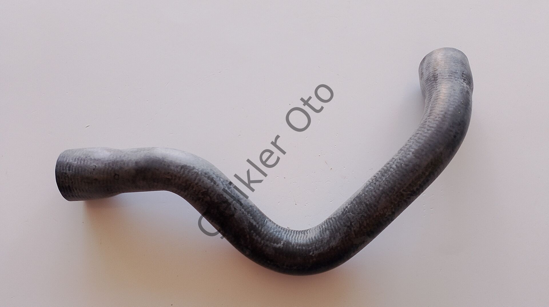 Radyatör Üst Hortumu S60 S80 V70 XC70 30741241