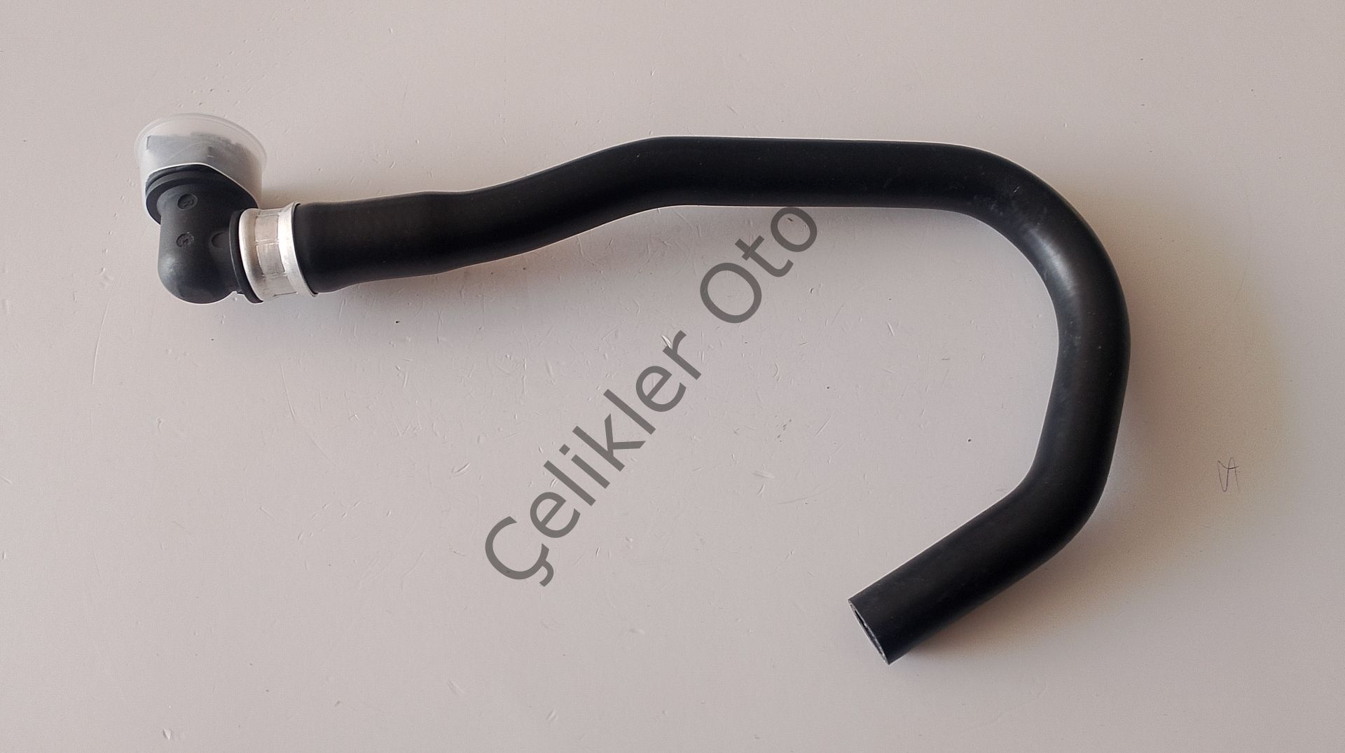 Kalorifer Hortumu Çıkış S60 S80 V70 XC70 30745335