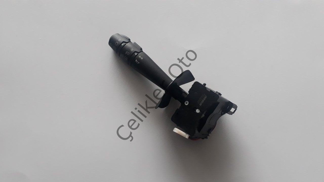 Megane Kango Far Korna Kolu Ön Arka Sisli 7701044279