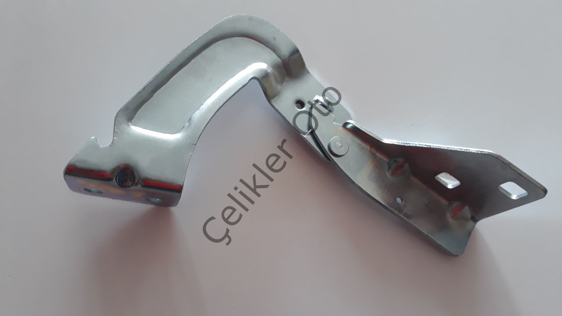 Sol Motor Kaput Menteşesi Kango 2003->2009 8200153070