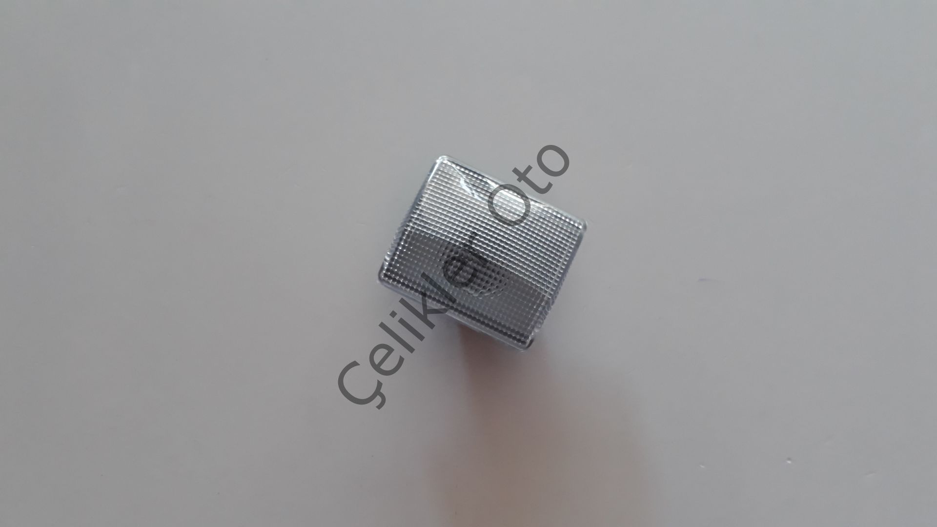 Çamurluk Sinyali Renault Clio 3 8200343322