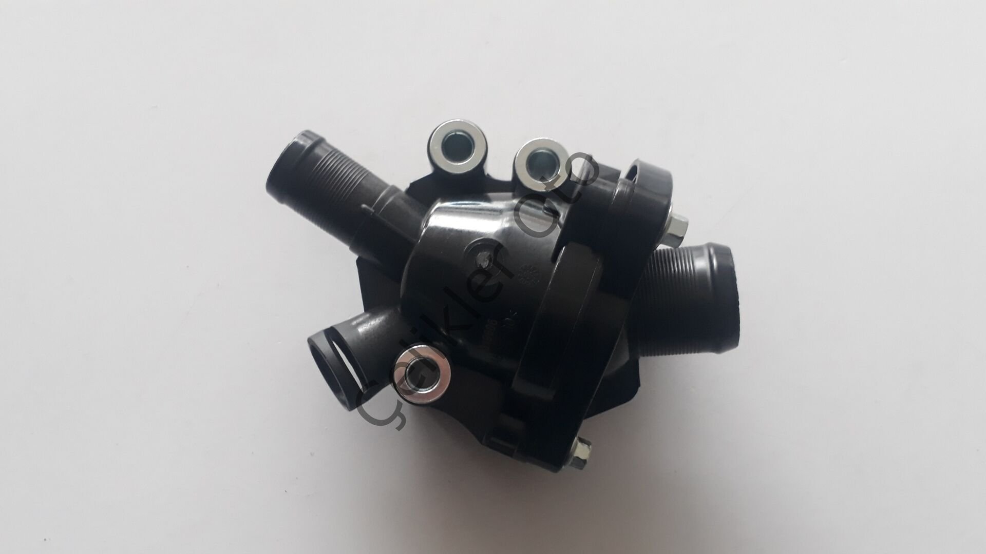 Termostat Yuvası S80 V70 V40 S40 V50 C30 C70 XC90 30650753