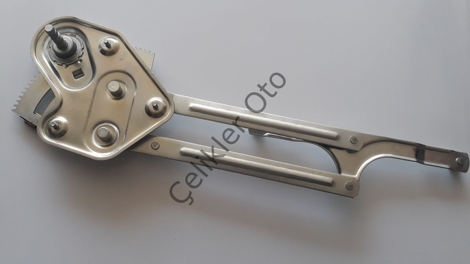 Sağ Ön Cam Krikosu Renault R12 Toros 7702188754