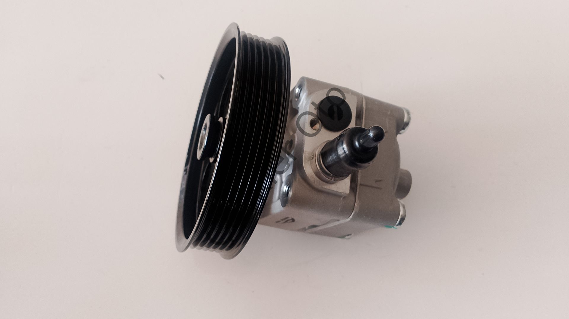 Direksiyon Pompası S60 S80 V70 XC70 36050561