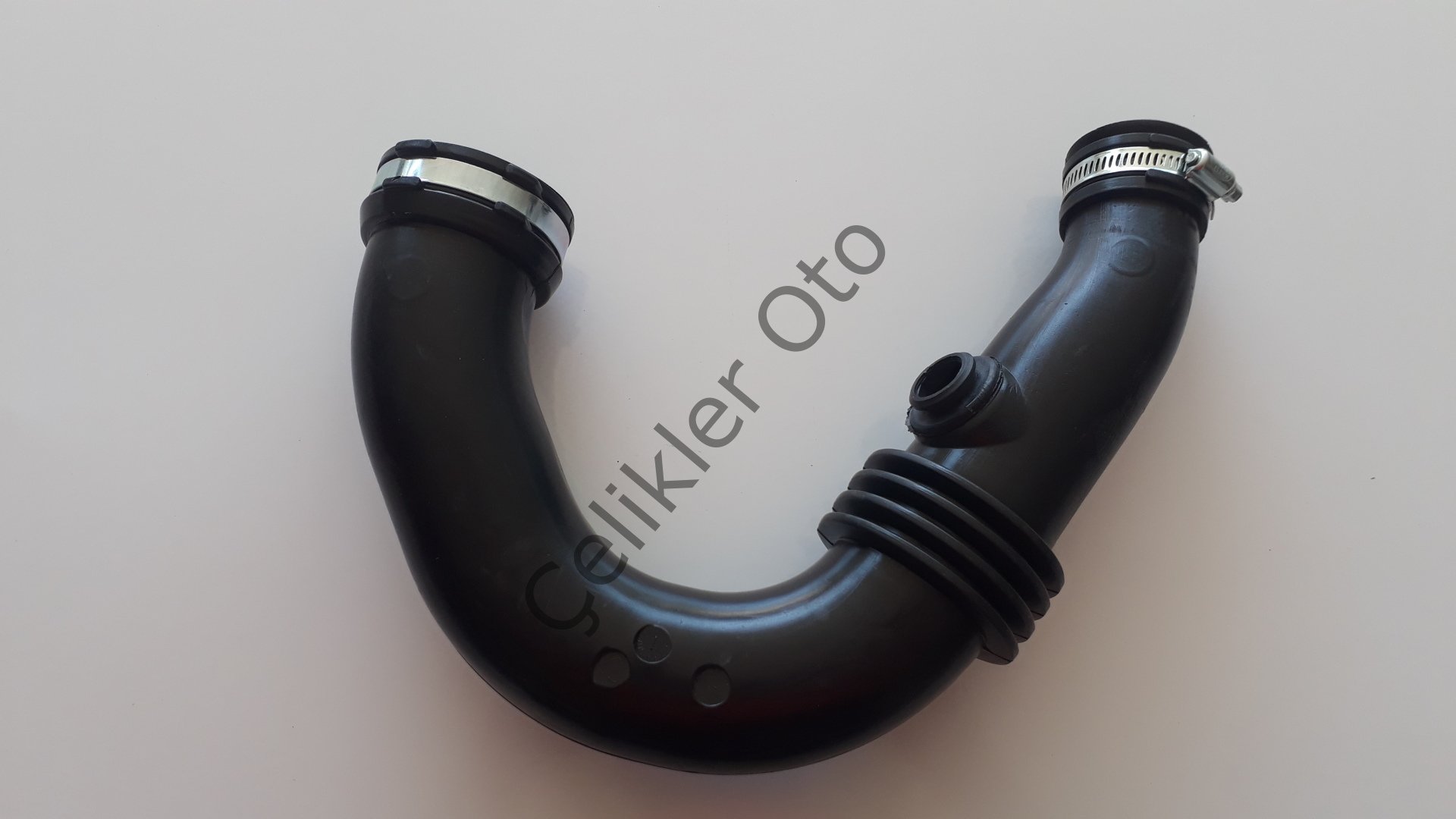 Turbo Hortumu Hava Filtre Borusu Kango Clio 1,5Dci K9K 8200368252