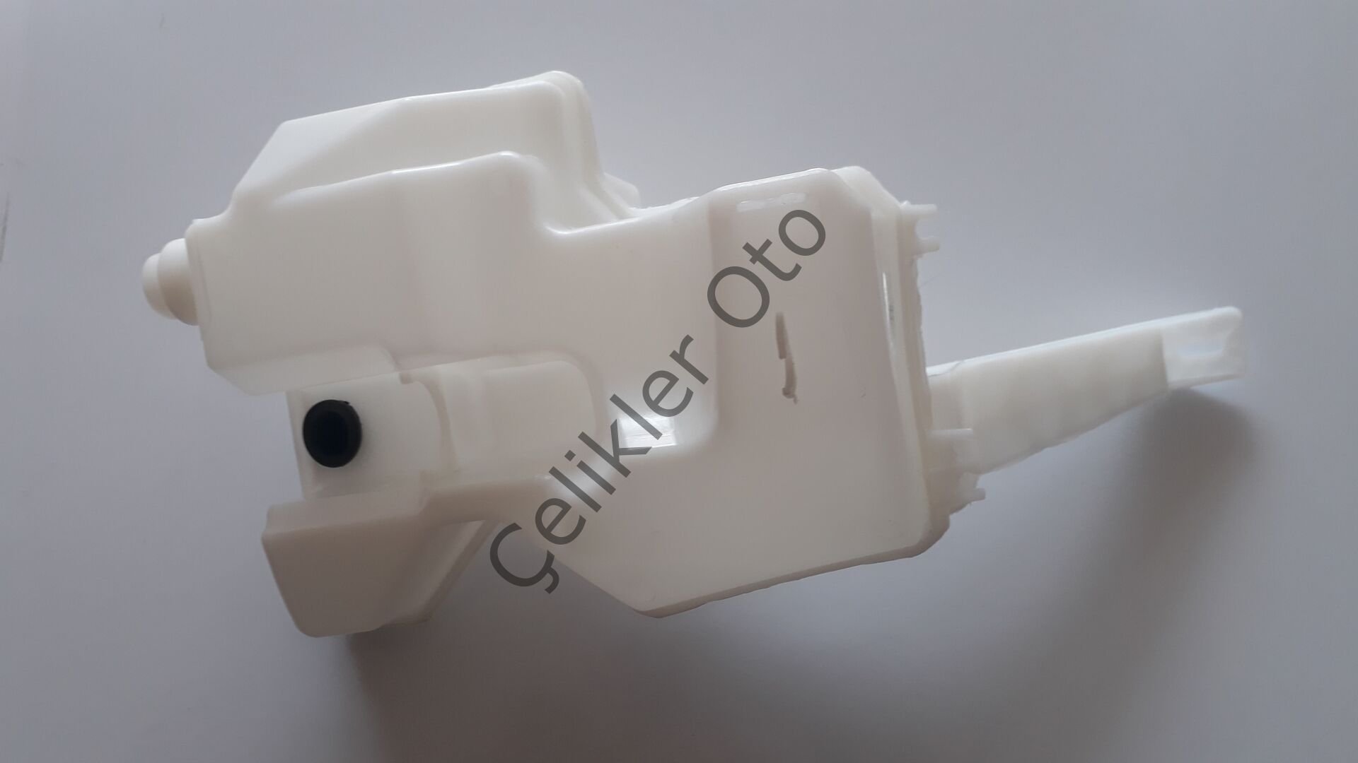 Silecek Su Fiskiye Deposu Captur Clio 4 2016->289105440R