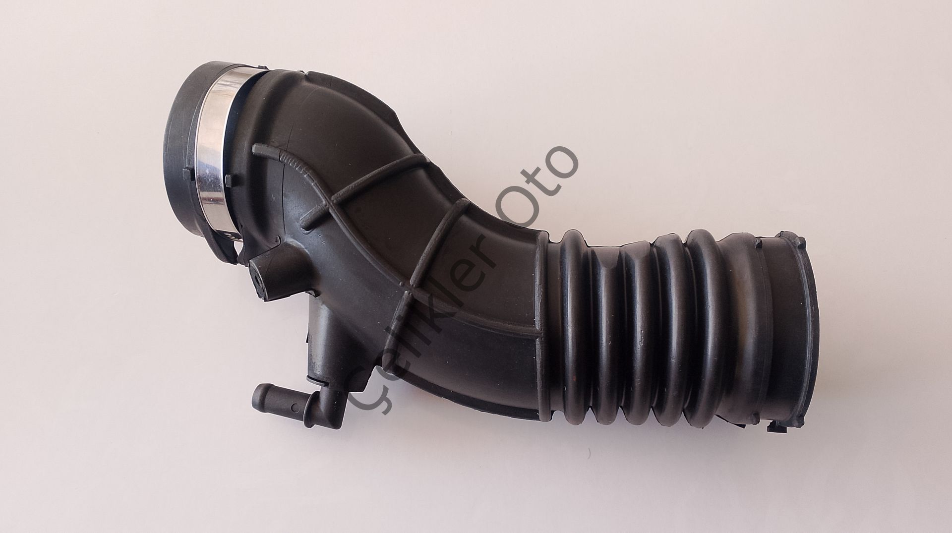 Hava Filtre Hortumu Megane 3 Fluence 1,6 16V 165787233R