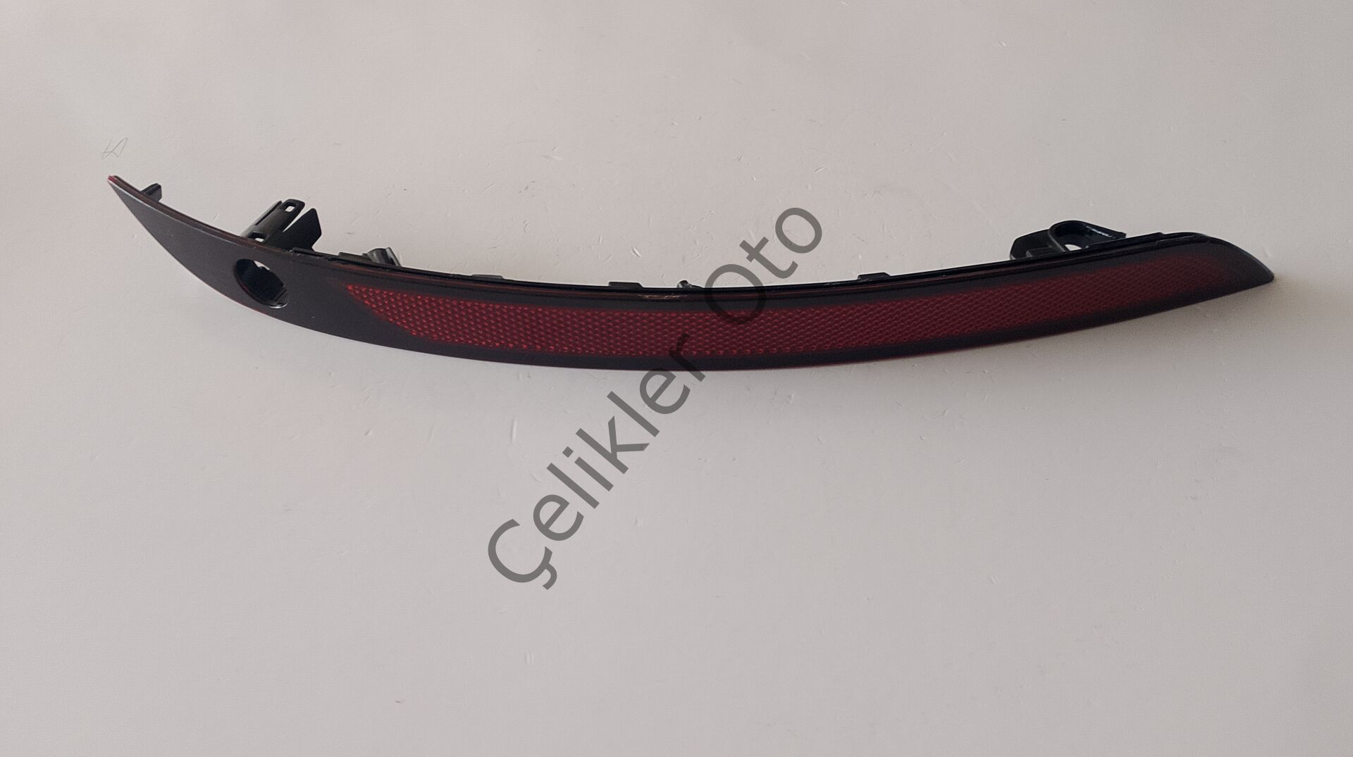 Sağ Arka Reflektör S60 V60 2019->32337875